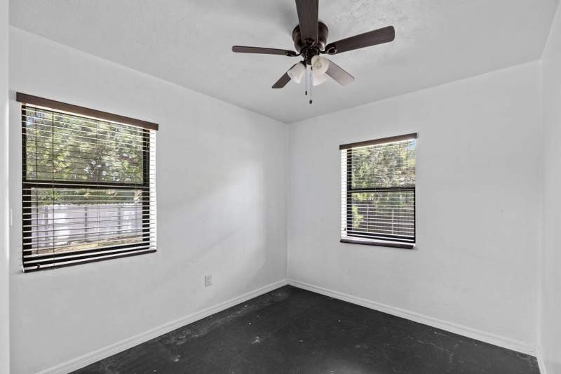 3 bedroom SingleFamilyResidence at 515 NW 88th Street, Pl Of Home Acres, El Portal — photo 3