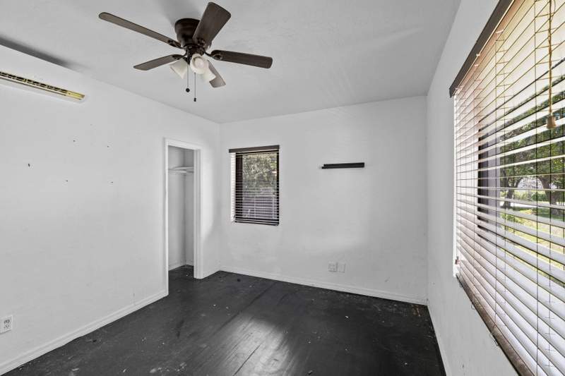 3 bedroom SingleFamilyResidence at 515 NW 88th Street, Pl Of Home Acres, El Portal — photo 5
