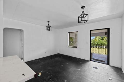 515 NW 88th Street, El Portal FL - photo 7 of 24