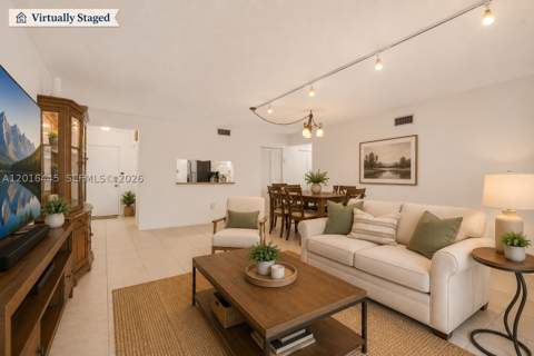 425 W Park Dr 10, Miami FL - photo 8 of 37
