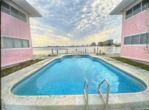 7921 East Drive 8, North Bay Village FL - photo 7 of 11