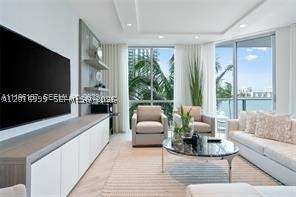 17111 Biscayne Blvd 209, North Miami Beach FL - photo 20 of 60