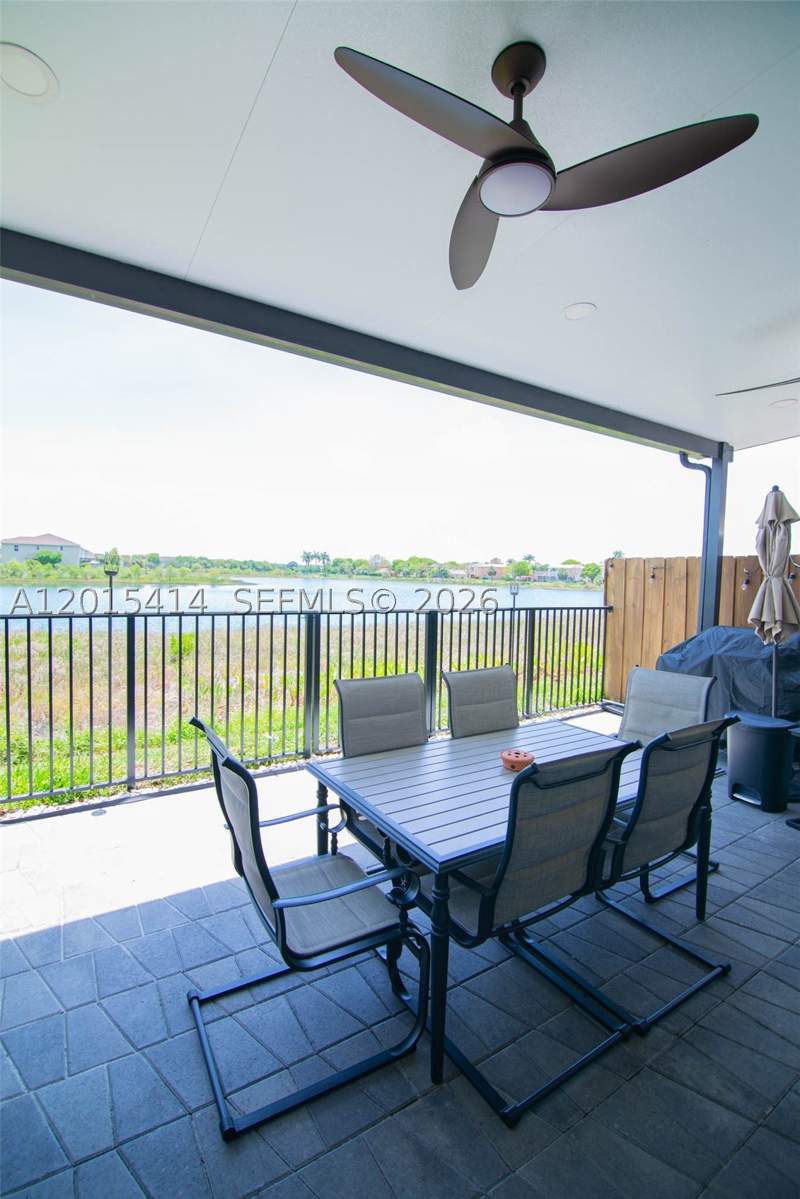 4 bedroom Townhouse at 2348 SE 12th Ct, Towns At Seascape, Homestead — photo 2