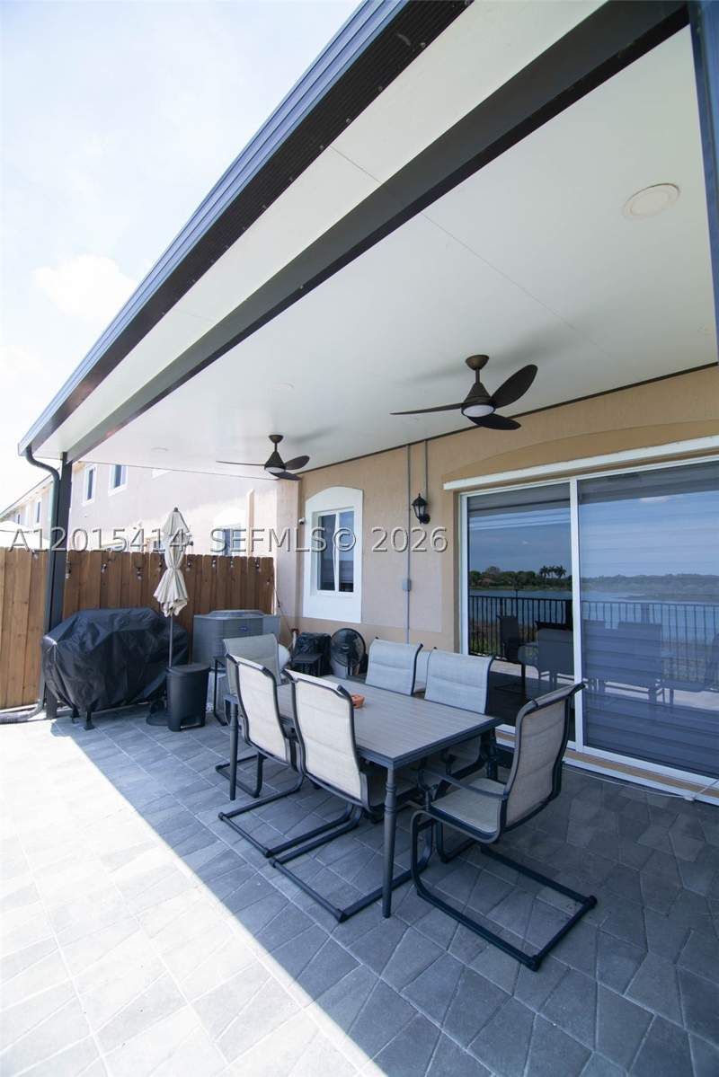 4 bedroom Townhouse at 2348 SE 12th Ct, Towns At Seascape, Homestead — photo 4