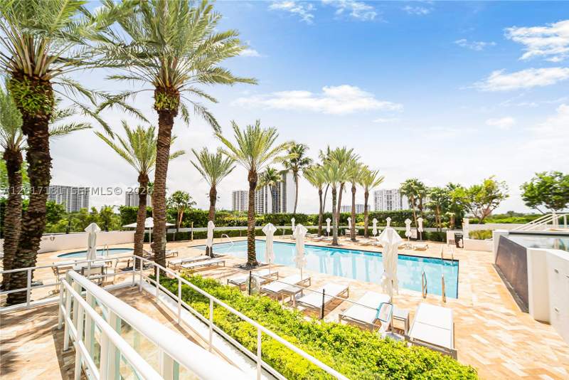 3 bedroom Condominium at 3301 NE 183rd St 1209, The Peninsula II Condo, Aventura — photo 3
