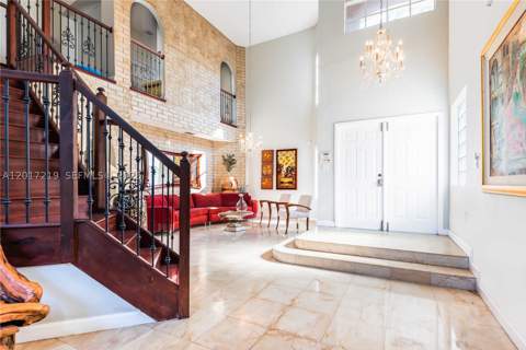 10773 NW 73rd Ter, Doral FL - photo 16 of 58