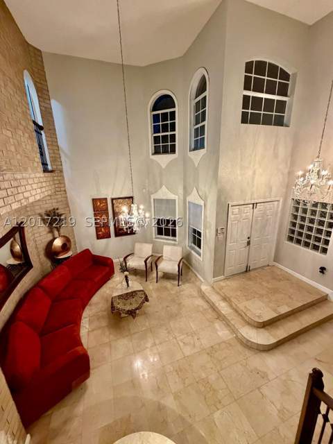 10773 NW 73rd Ter, Doral FL - photo 18 of 58