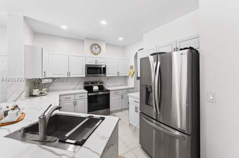 20155 SW 129th Ave, Miami FL - photo 14 of 68