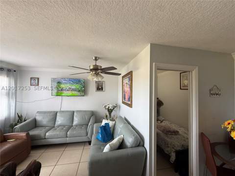 7101 SW 89th Ct 305, Miami FL - photo 12 of 24