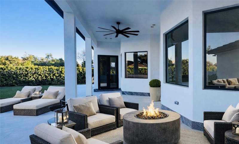 5 bedroom SingleFamilyResidence at 19880 SW 134th Ave, Kristina Estates 1st Addn, Miami — photo 5