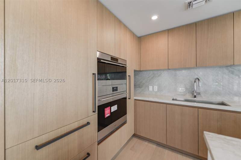 1 bedroom Condominium at 1176 97th st 204, The Well, Bay Harbor Islands — photo 5
