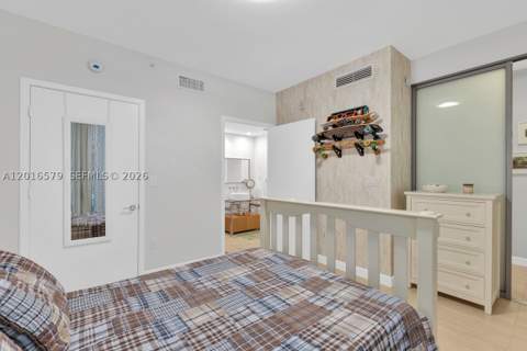 6000 Collins Ave 129, Miami Beach FL - photo 13 of 30
