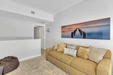 6000 Collins Ave 129, Miami Beach FL - photo 19 of 30