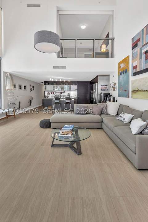 6000 Collins Ave 129, Miami Beach FL - photo 7 of 30