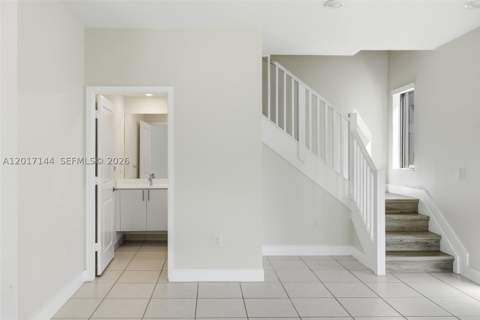 4426 83rd Pkwy, Doral FL - photo 11 of 53