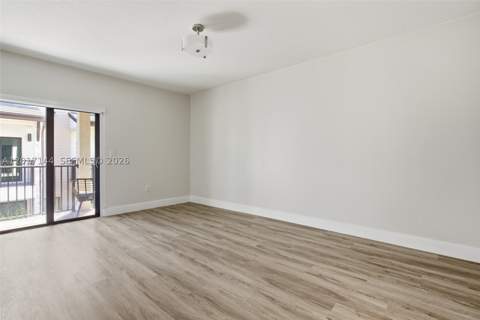 4426 83rd Pkwy, Doral FL - photo 14 of 53