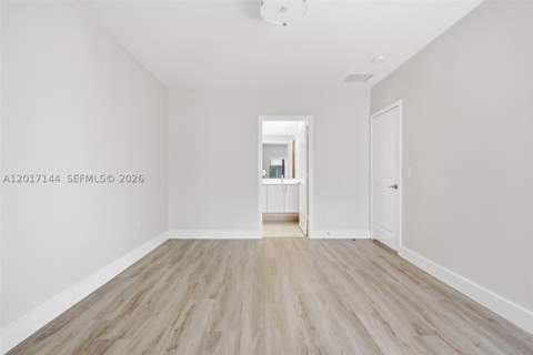 4426 83rd Pkwy, Doral FL - photo 16 of 53