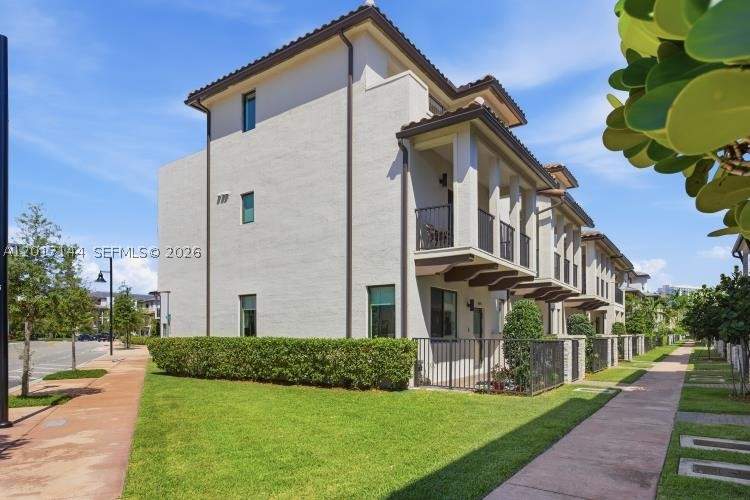 3 bedroom Townhouse at 4426 83rd Pkwy, Downtown Doral, Doral — photo 4