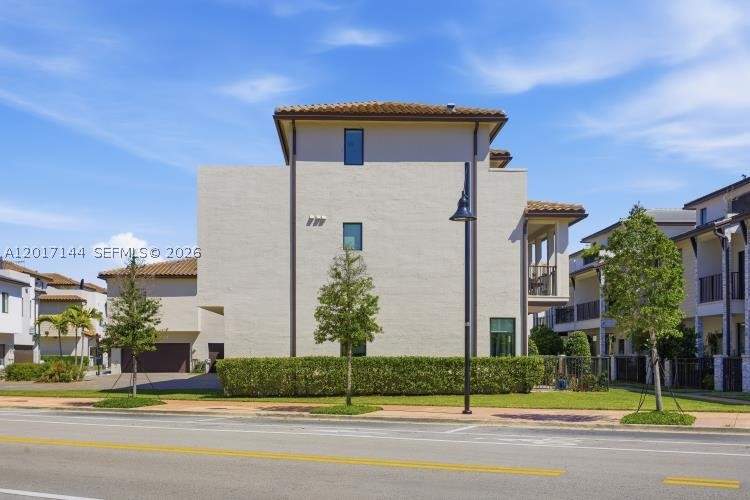 3 bedroom Townhouse at 4426 83rd Pkwy, Downtown Doral, Doral — photo 5