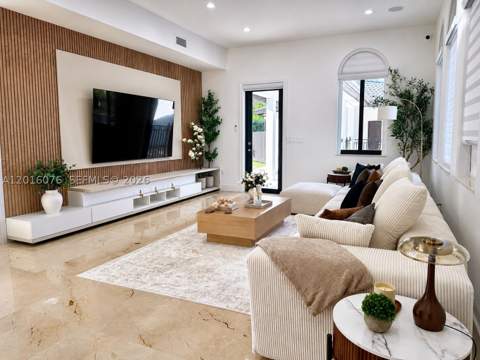 9881 SW 148th Ter, Miami FL - photo 6 of 40