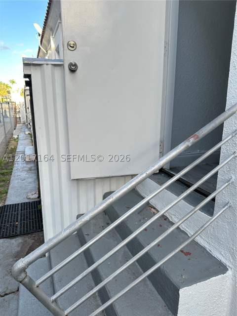 8401 Crespi Blvd 3, Miami Beach FL - photo 14 of 24