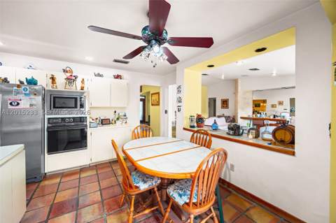 21141 NE 21st Ct, Miami FL - photo 11 of 35