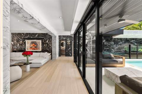 5750 La Gorce Dr, Miami Beach FL - photo 12 of 58