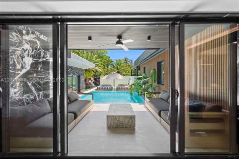 5750 La Gorce Dr, Miami Beach FL - photo 14 of 58