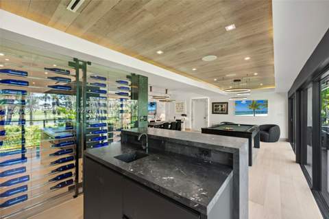 5750 La Gorce Dr, Miami Beach FL - photo 22 of 58
