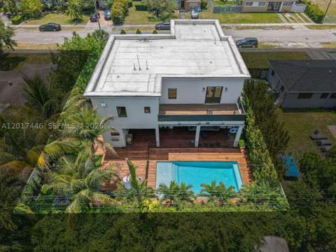 1025 NE 170th Ter, Miami FL - photo 6 of 53