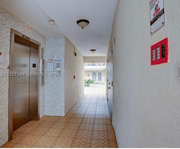 1 bedroom Condominium at 5501 NW 7th St E412, El Lago Condo, Miami — photo 4