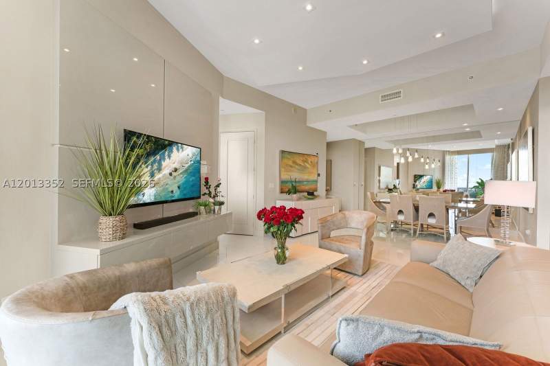 2 bedroom Condominium at 15811 Collins Ave 3605, Tdr Tower III Condo, Sunny Isles Beach — photo 3
