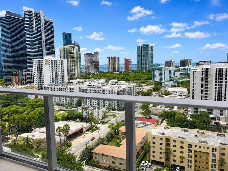 2 bedroom Condominium at 1010 SW 2nd Ave 1809, Brickell Ten Condo, Miami — photo 4