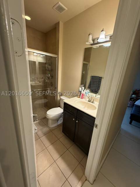 9845 NW 86th Ter, Doral FL - photo 19 of 33