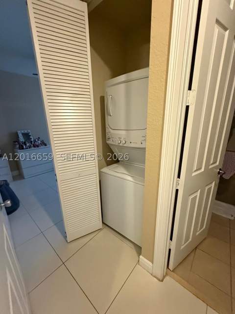 9845 NW 86th Ter, Doral FL - photo 20 of 33