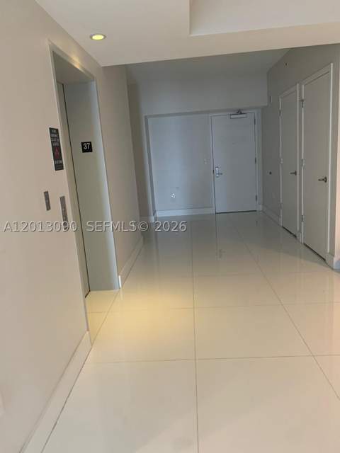 1010 Brickell Ave 3704, Miami FL - photo 8 of 65