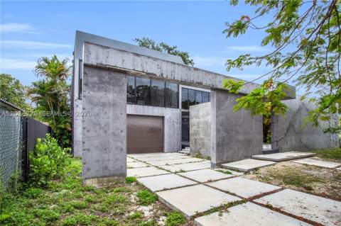 221 SW 25th Rd, Miami FL - photo 8 of 39
