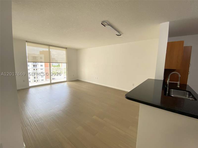 1 bedroom Condominium at 18800 NE 29th Ave 1028, Venture At Aventura East, Aventura — photo 4