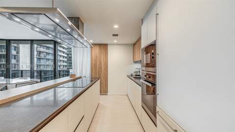 1000 Brickell Plz 3002, Miami FL - photo 13 of 57