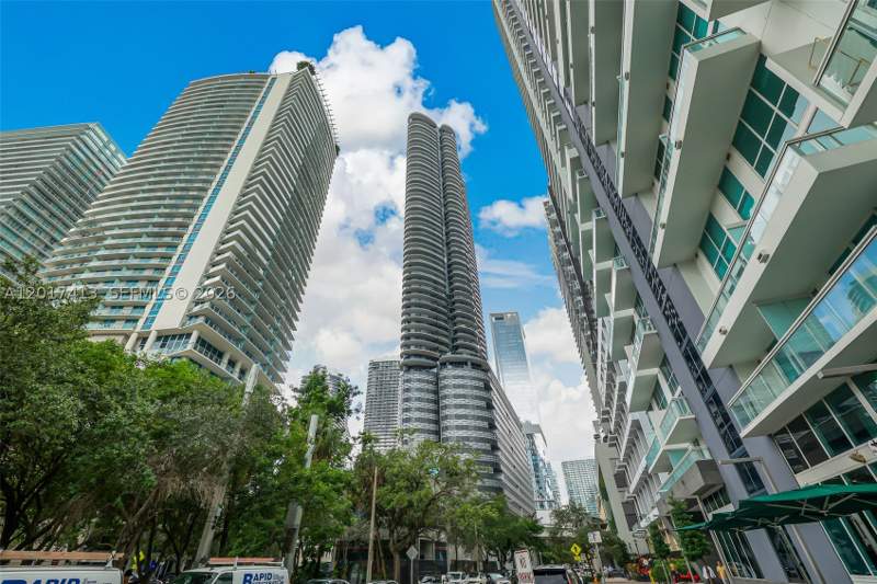 3 bedroom Condominium at 1000 Brickell Plz 3002, Brickell Flatiron Condo, Miami — photo 3