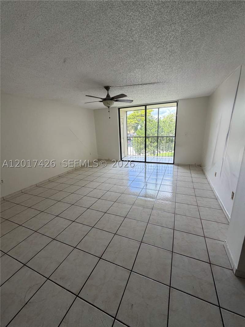 2 bedroom Condominium at 8035 SW 107th Ave 203, The Horizons Condo #1, Miami — photo 2