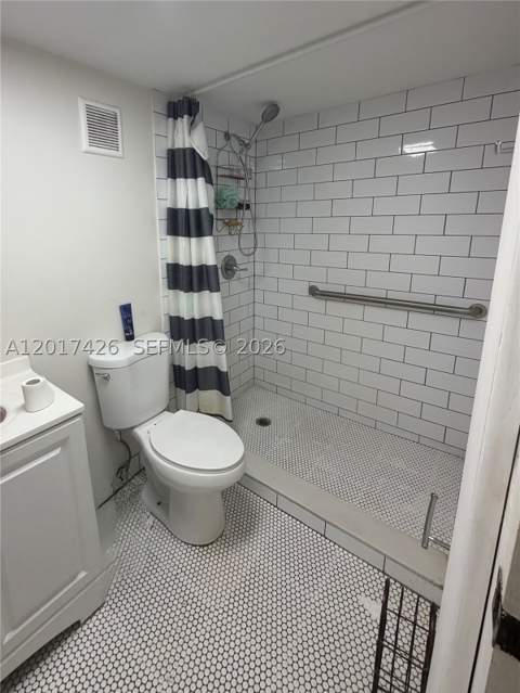 8035 SW 107th Ave 203, Miami FL - photo 7 of 8