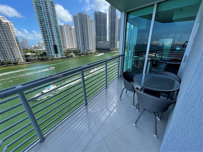3 bedroom Condominium at 335 S Biscayne Blvd 1209, One Miami East Condo, Miami — photo 3