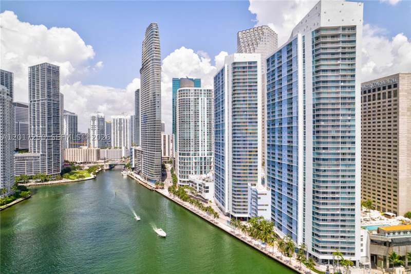 3 bedroom Condominium at 335 S Biscayne Blvd 1209, One Miami East Condo, Miami — photo 4