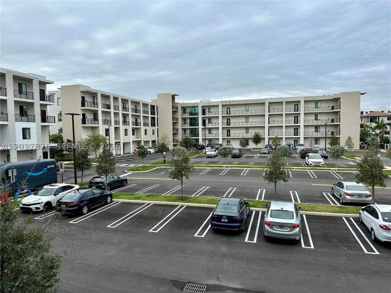 3 bedroom Condominium at 8201 NW 41st St D-203, Downtown Doral South Phas, Doral — photo 2