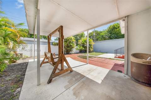 661 E 7th St, Hialeah FL - photo 23 of 52
