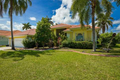 2575 Muirfield Ter, Homestead FL - photo 13 of 64