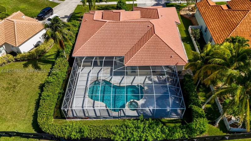 4 bedroom SingleFamilyResidence at 2575 Muirfield Ter, Fairways At Keys Gate, Homestead — photo 5