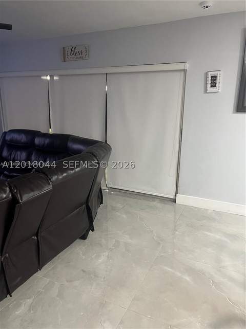 9260 SW 164th St, Palmetto Bay FL - photo 8 of 53