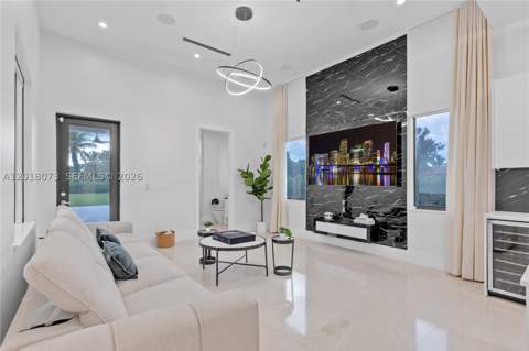 320 SW 125th Ave, Miami FL - photo 15 of 60